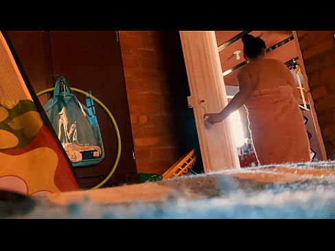 ❤️ Strýc mě sleduje do sprchy, šuká mě, zatímco se sprchuju. ❌ Sex video u cs.tubsexer-porn.ru ❤